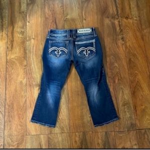 Gorgeous Rock Revival Alanis Capri Jeans